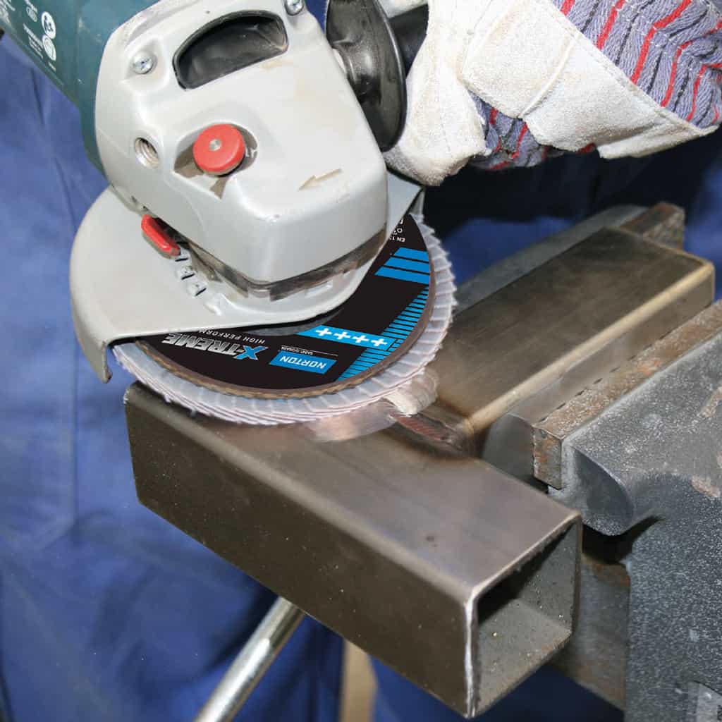 lamellrondell Norton Xreme R928 den rosa rondellen action
